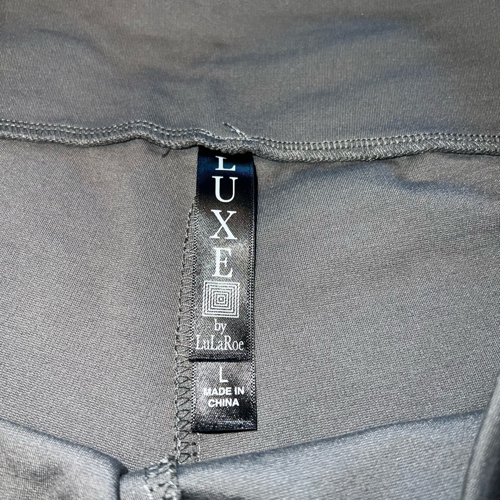 LUXE by LuLaRoe Moto Leggings - Size Large - Picture 3 of 5
